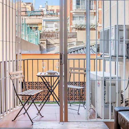 Next To Sagrada Familia 4-Bedroom Apartment Barcelona Exterior foto